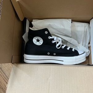 Converse Chuck Taylor All Star Lift Platform Canvas Hi Tops size 11.5 NEW